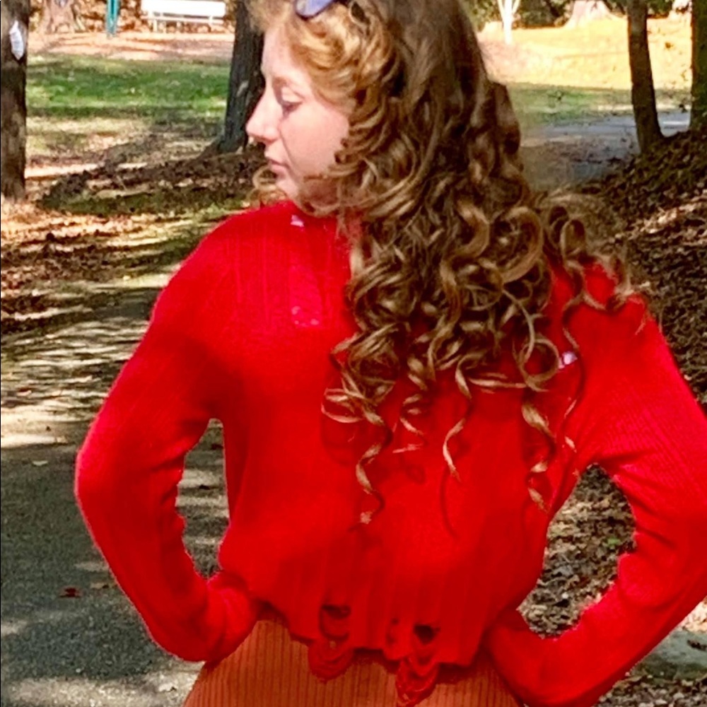 Sweater - Picture 5 of 6
